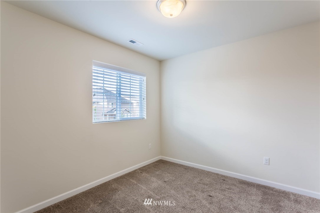 19018 178th Place Southeast Renton, WA 98058 - Photo 9 of 27 Gallery Image 9