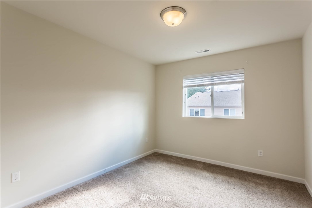 19018 178th Place Southeast Renton, WA 98058 - Photo 10 of 27 Gallery Image 10