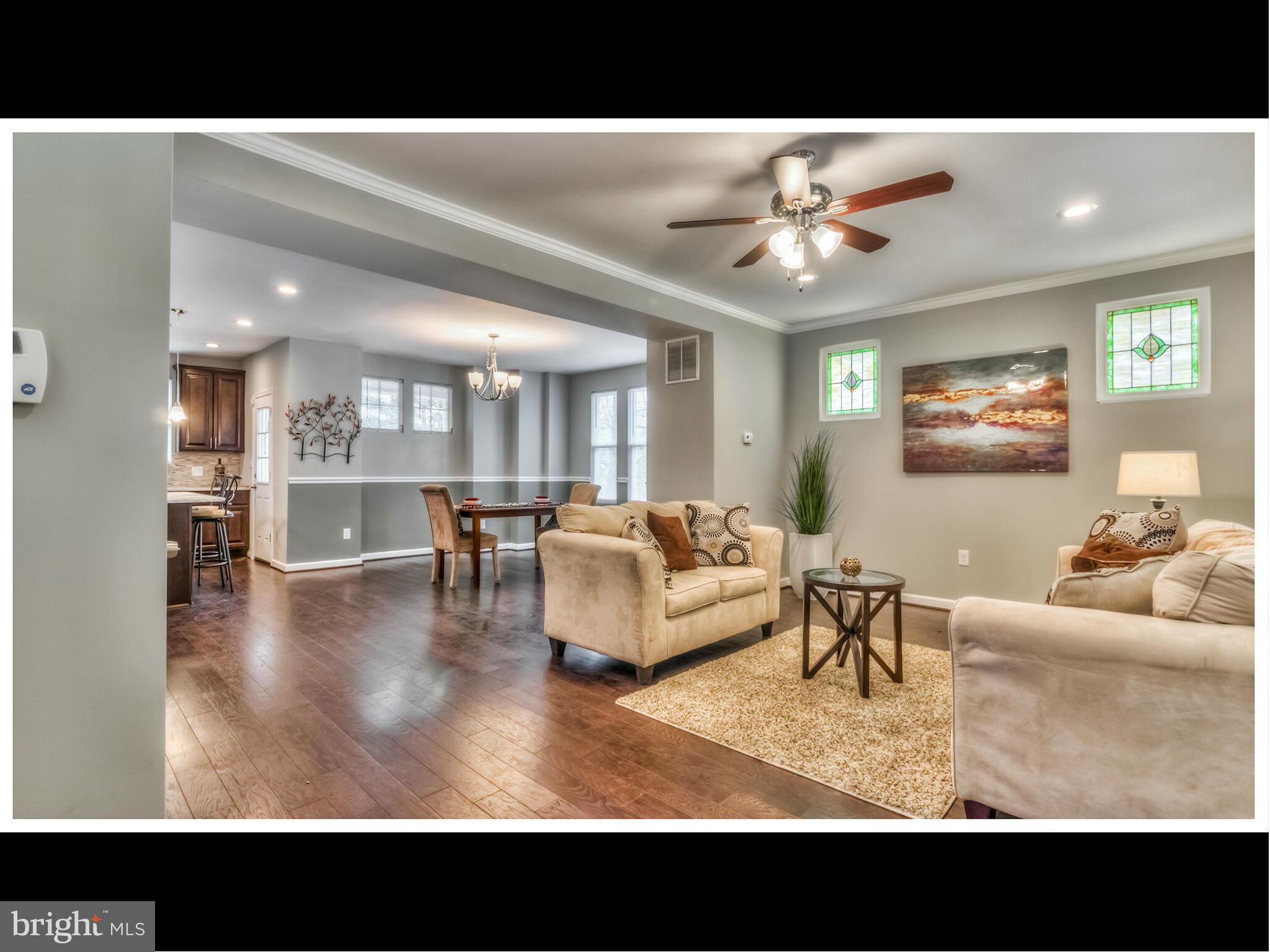 4906 Ross Road Baltimore, MD 21214 - Photo 7 of 29 Living Room