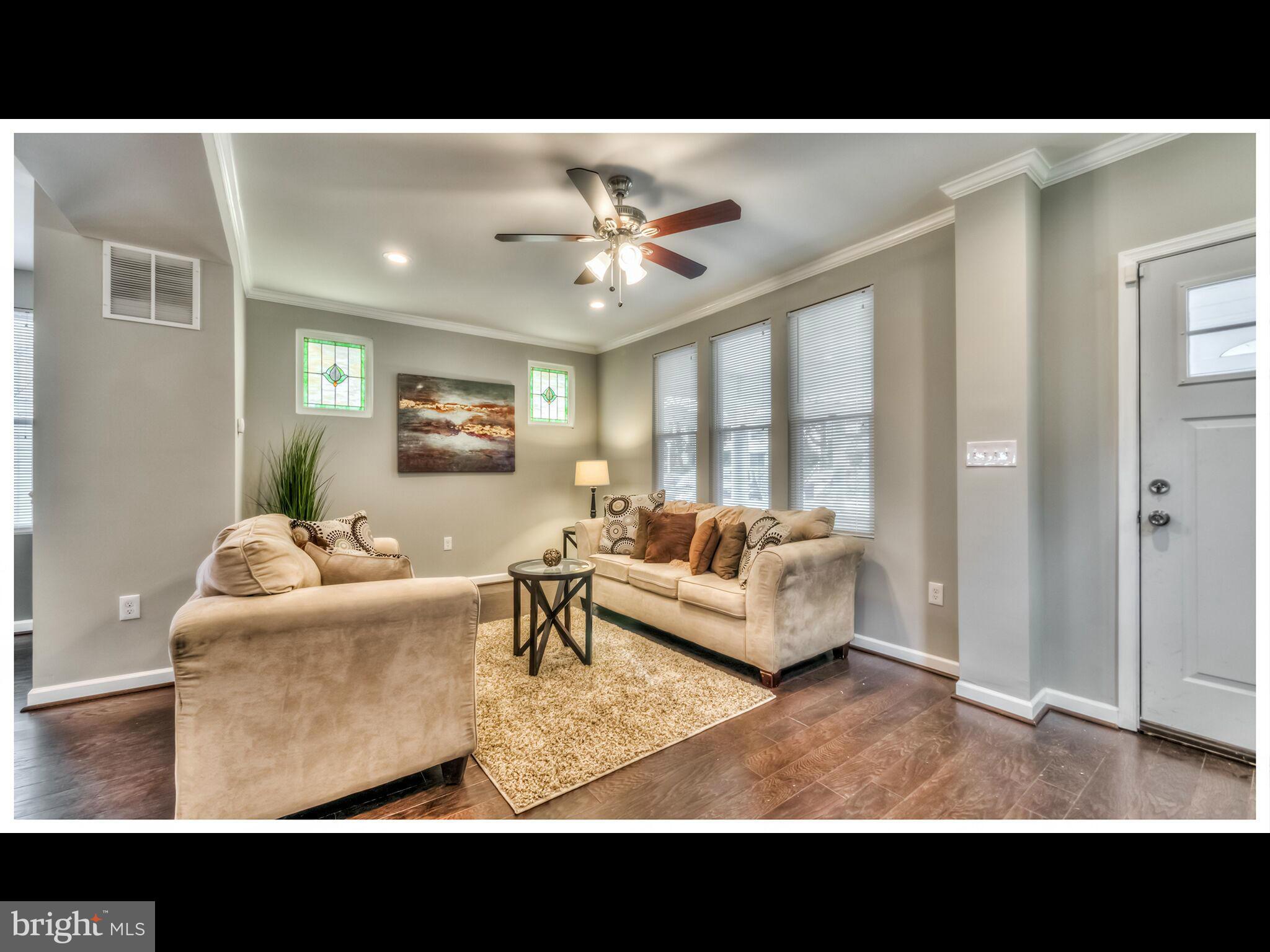 4906 Ross Road Baltimore, MD 21214 - Photo 9 of 29 Living Room