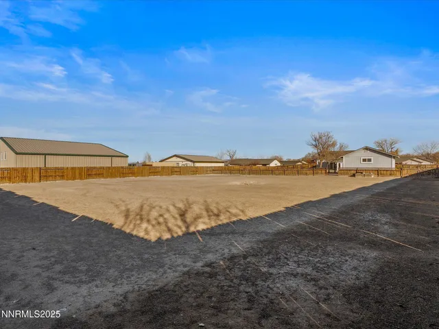 $721,500 | 211 Bridle Path Way, Fernley, NV 89408