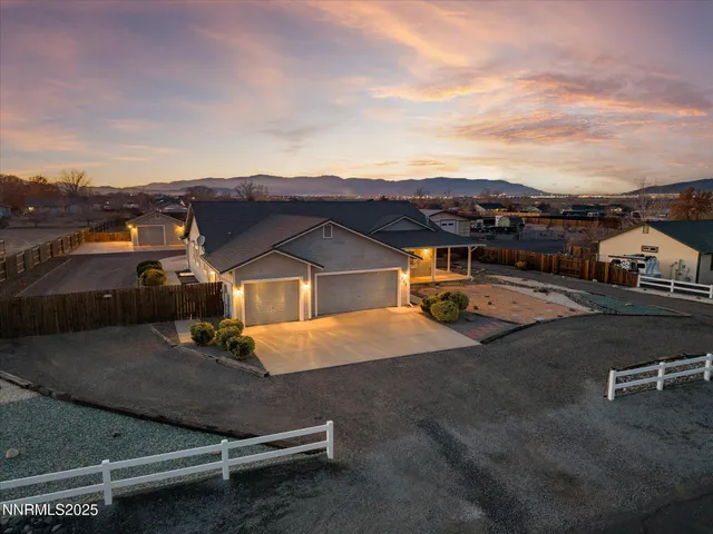 $721,500 | 211 Bridle Path Way, Fernley, NV 89408