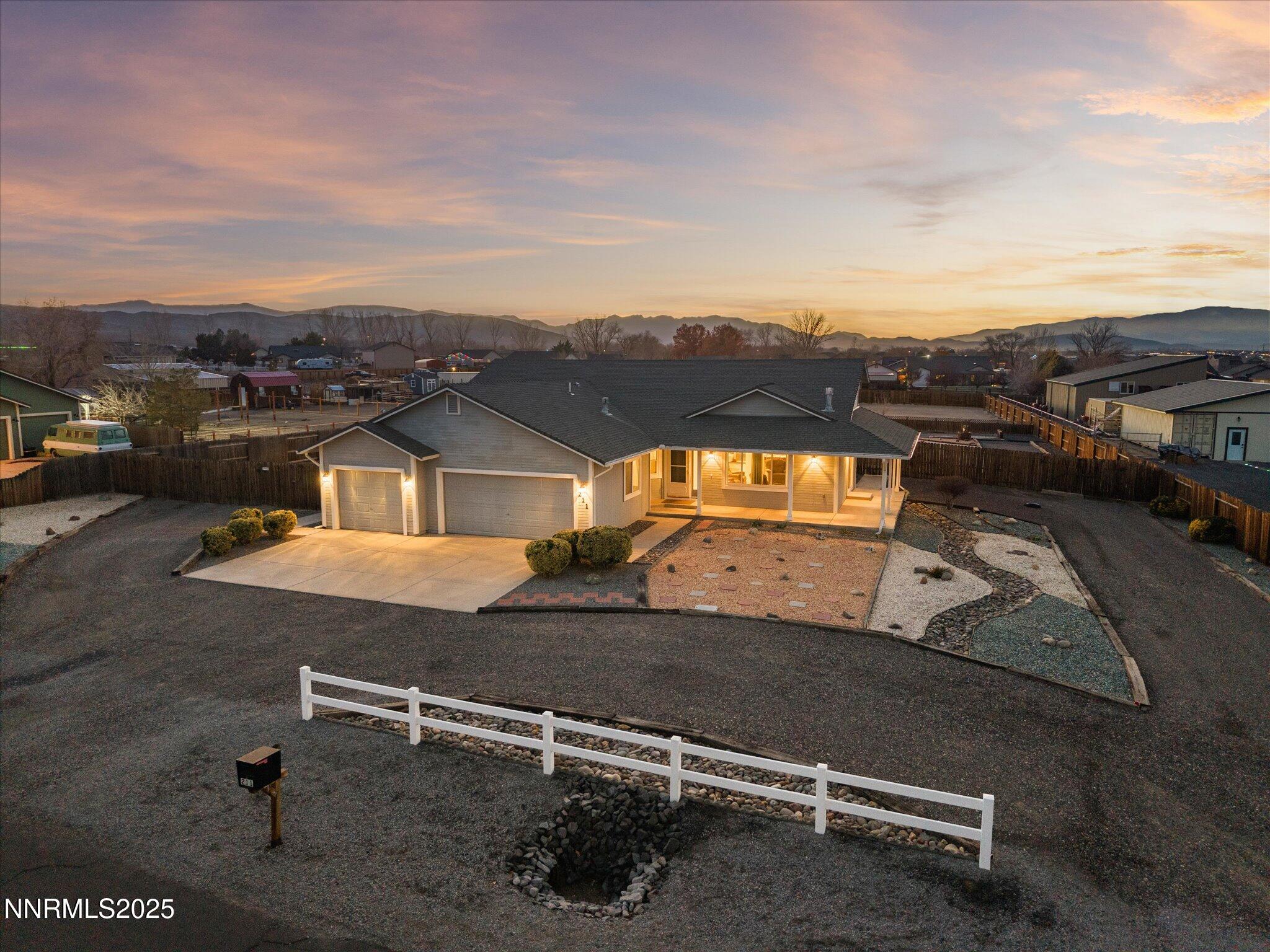 211 Bridle Path Way Fernley, NV 89408 - Photo 80 of 92 81-211 Bridle Path Way-Twilights-106