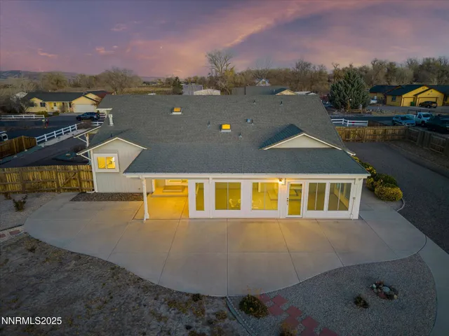 $721,500 | 211 Bridle Path Way, Fernley, NV 89408