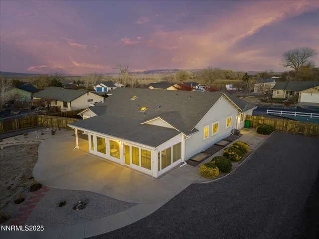 $721,500 | 211 Bridle Path Way, Fernley, NV 89408
