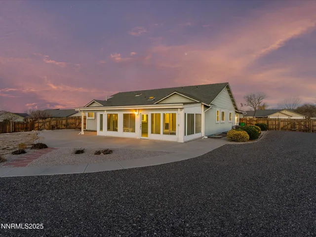 $721,500 | 211 Bridle Path Way, Fernley, NV 89408