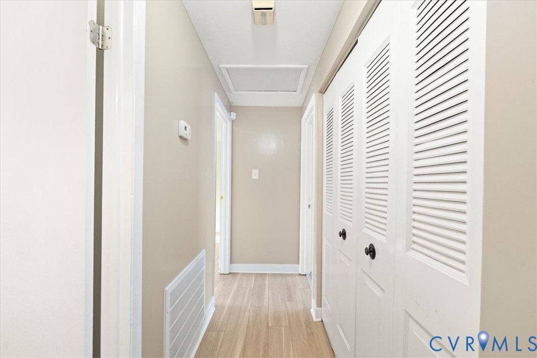 8819 Pepperidge Road Chesterfield, VA 23236 - Photo 19 of 35 Gallery Image 19