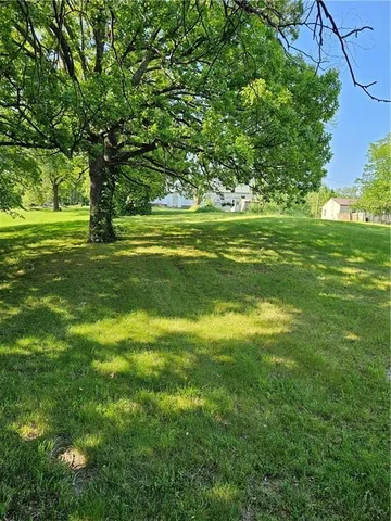 $200,000 | 30720 West 83rd Street, De Soto, KS 66018