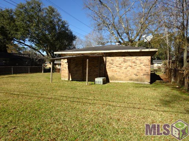 7060 Aspen Place Baton Rouge, LA 70812 - Photo 3 of 21 Gallery Image 3