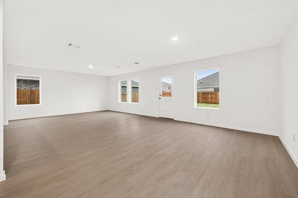 $2,450 | 10406 Rocky Trail, Beasley, TX 77417