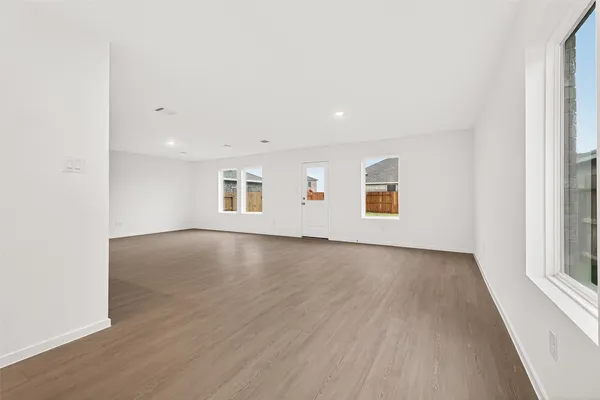 $2,450 | 10406 Rocky Trail, Beasley, TX 77417