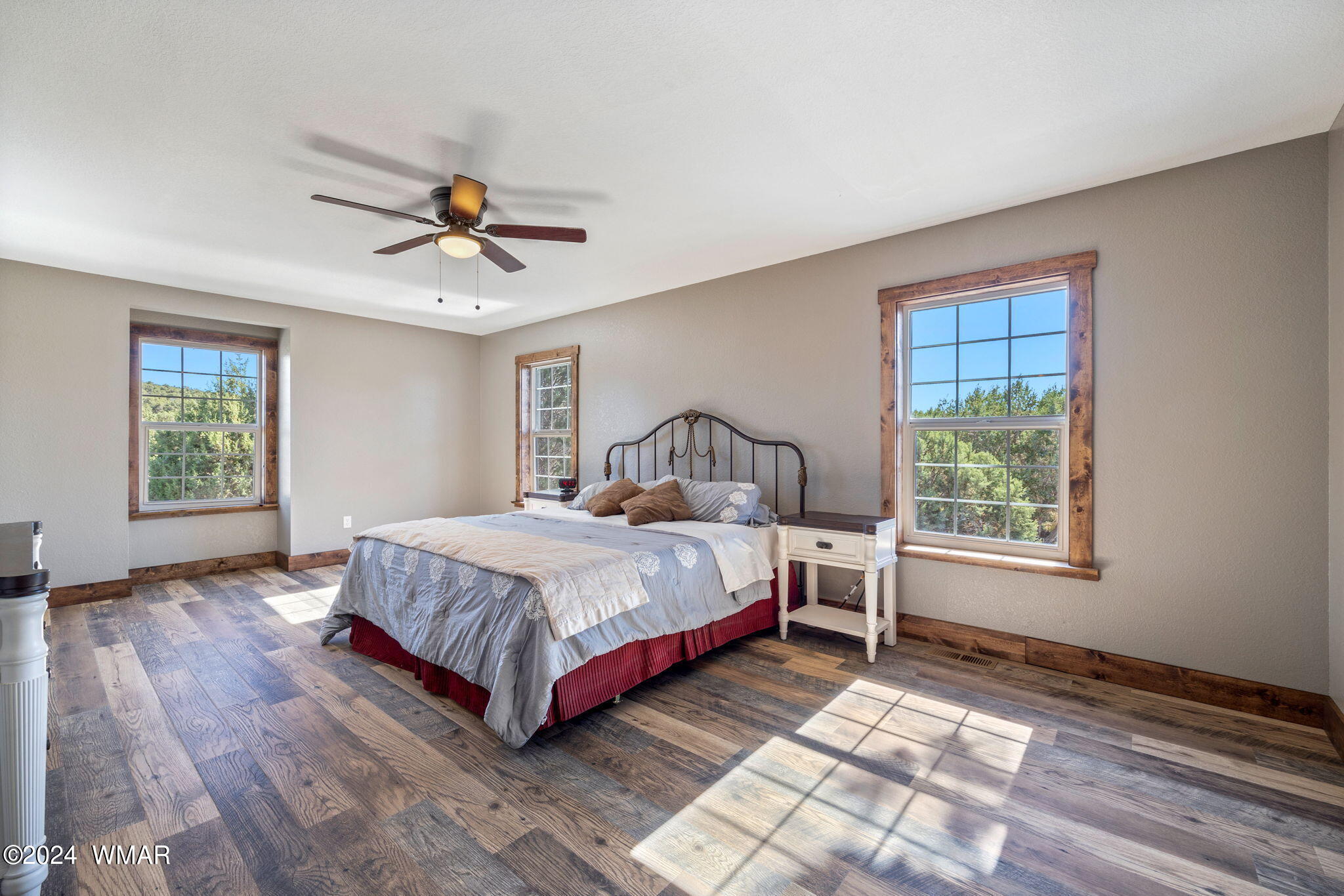 6780 Cheney Ranch Loop Show Low, AZ 85901 - Photo 21 of 46 Primary Bedroom