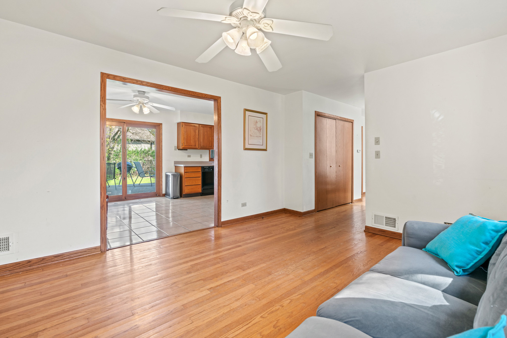2344 Forest Avenue Rolling Meadows, IL 60008 - Photo 10 of 29 a view of empty room with wooden floor and fan