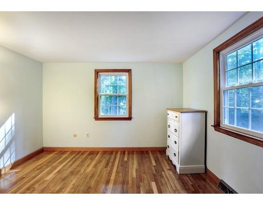 26 Hawthorne Road Kingston, MA 02364 - Photo 8 of 14 Gallery Image 8