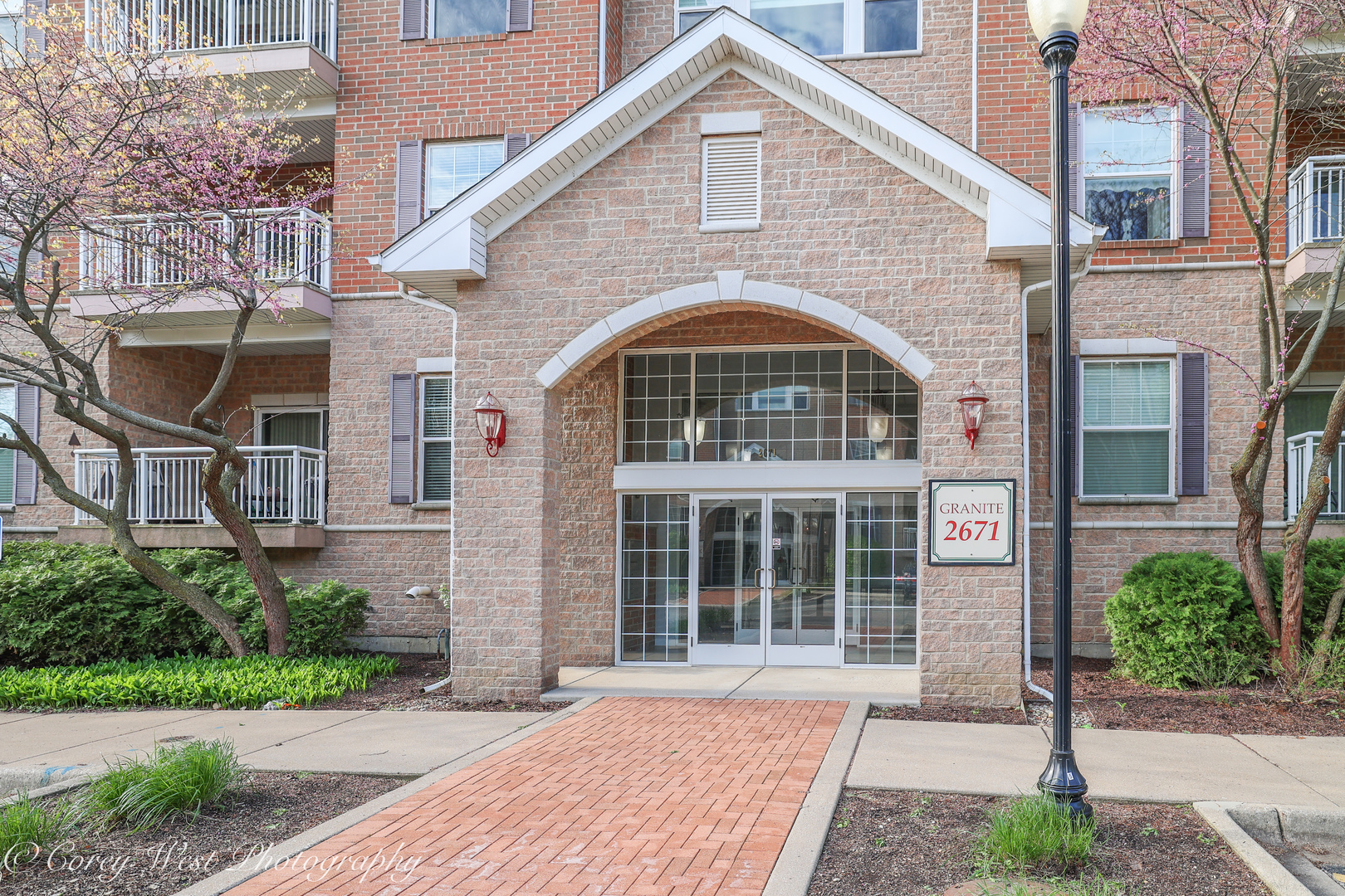 2671 Stone Circle, Unit 103 Geneva, IL 60134 - Photo 1 of 29