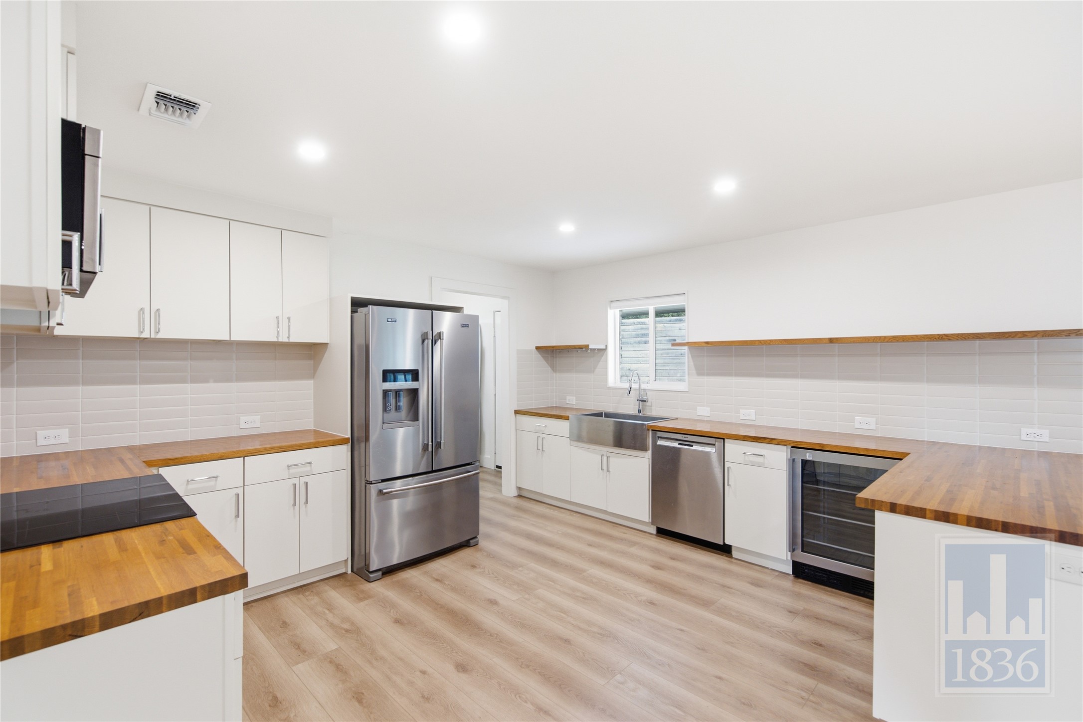 2703 Burleson Road Austin, TX 78741 - Photo 11 of 34