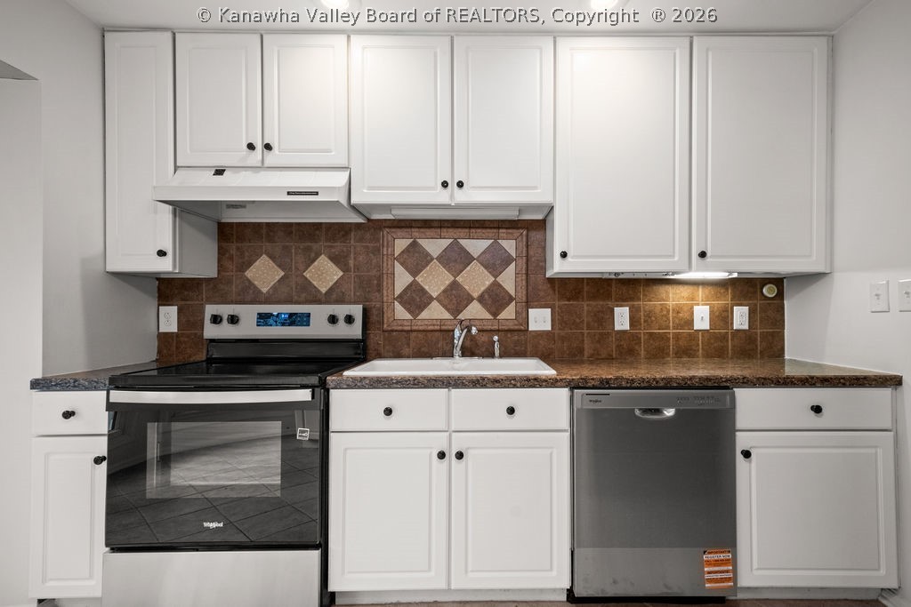 1384 Nottingham Road Charleston, WV 25314 - Photo 17 of 45 Gallery Image 17