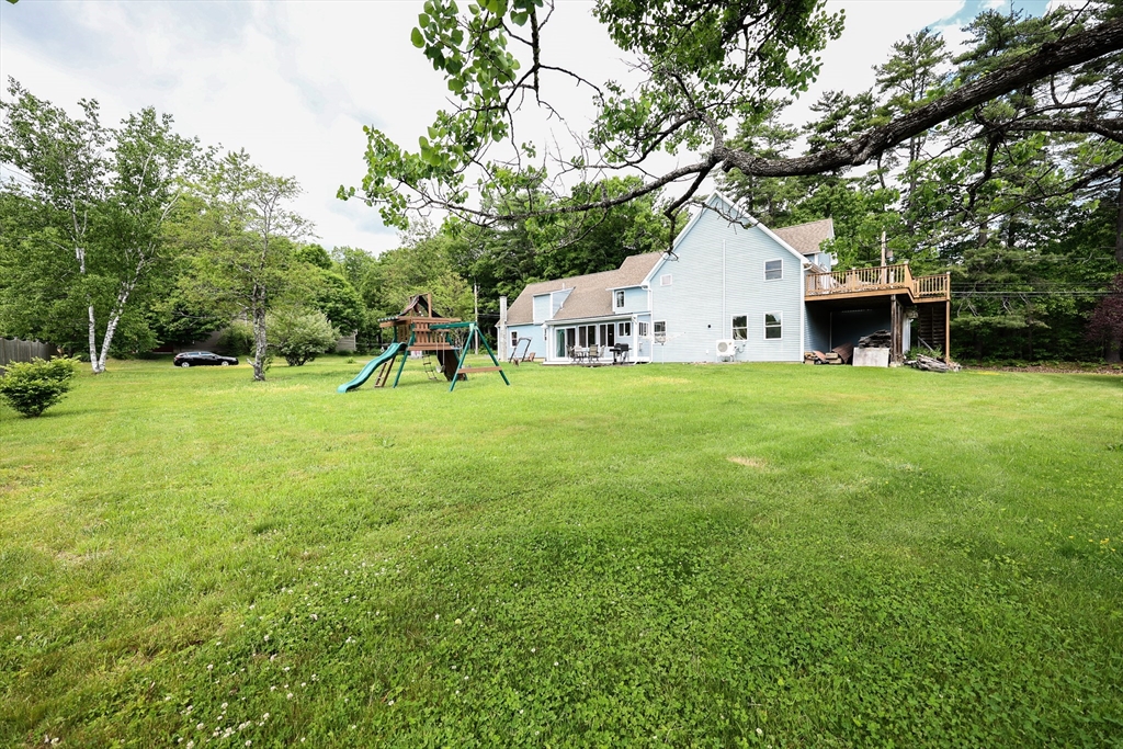 167 South Shelburne Road Greenfield, MA 01301 - Photo 4 of 40