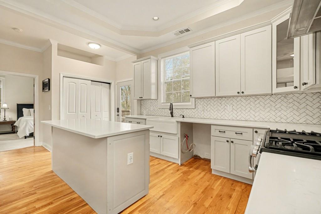 257 Hendrix Avenue Southwest Atlanta, GA 30315 - Photo 19 of 34