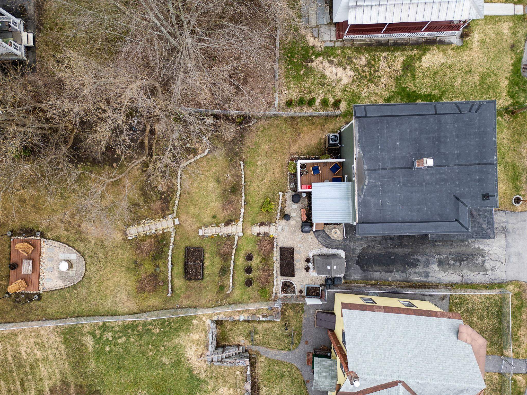 16 George Street Barre, VT 05641 - Photo 8 of 59