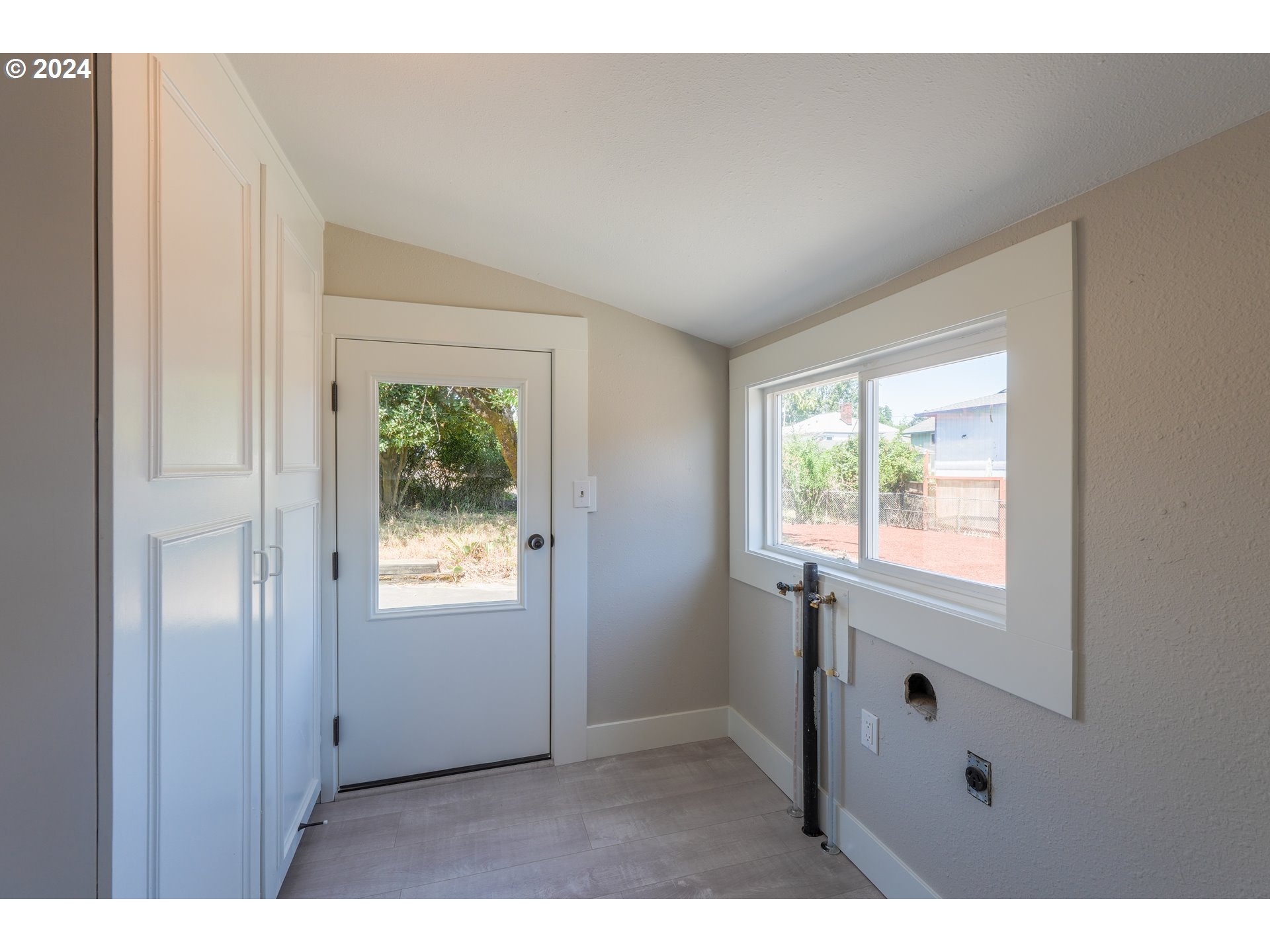 490 South 3rd Street St. Helens, OR 97051 - Photo 9 of 21 Gallery Image 9