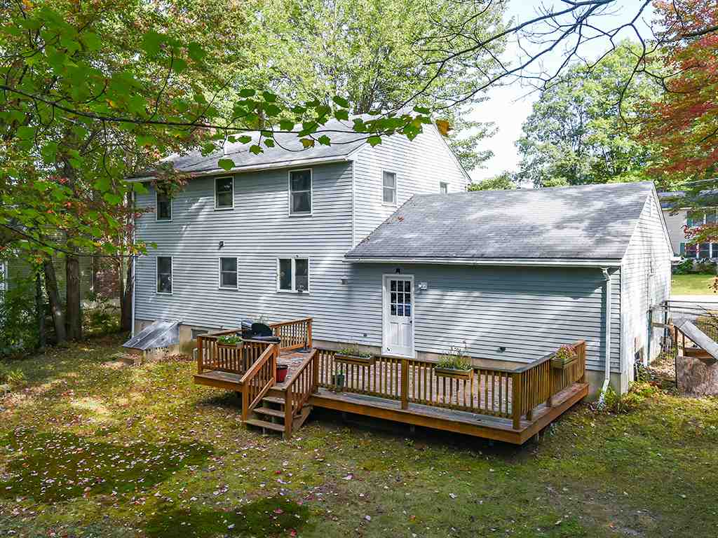 6 Rochester Avenue Rochester, NH 03867 - Photo 5 of 32