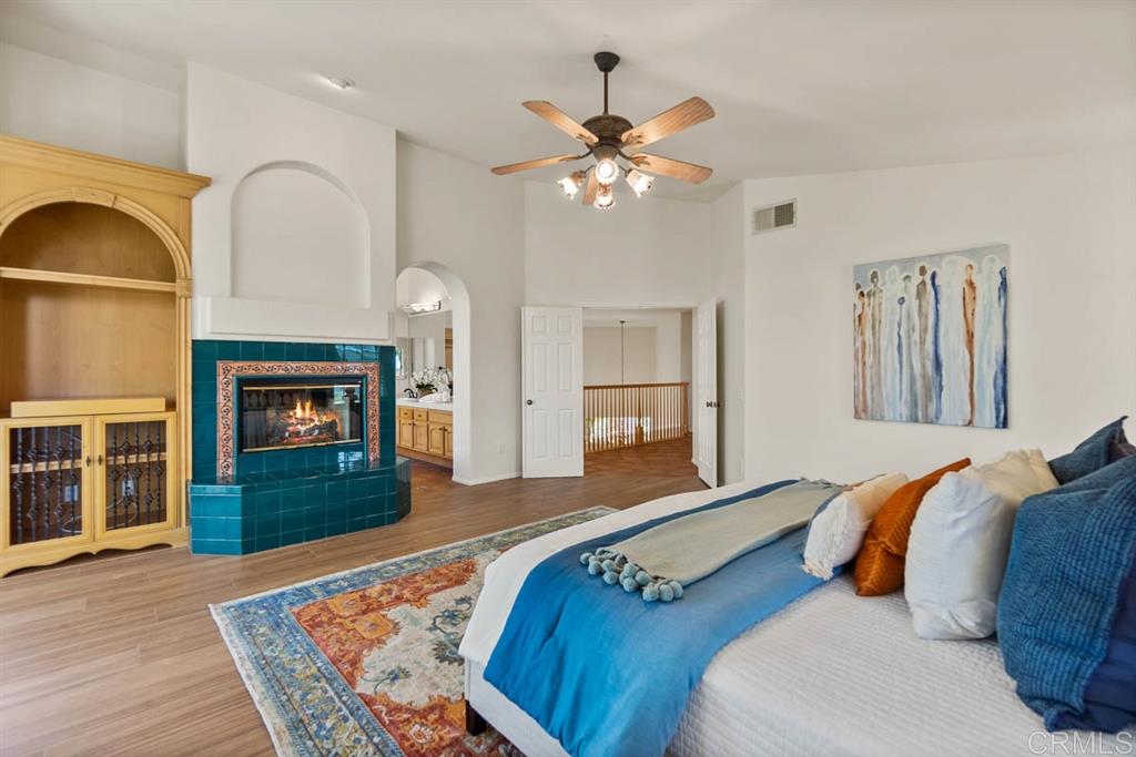 2048 Ridgecrest Place Escondido, CA 92029 - Photo 12 of 25 Gallery Image 12