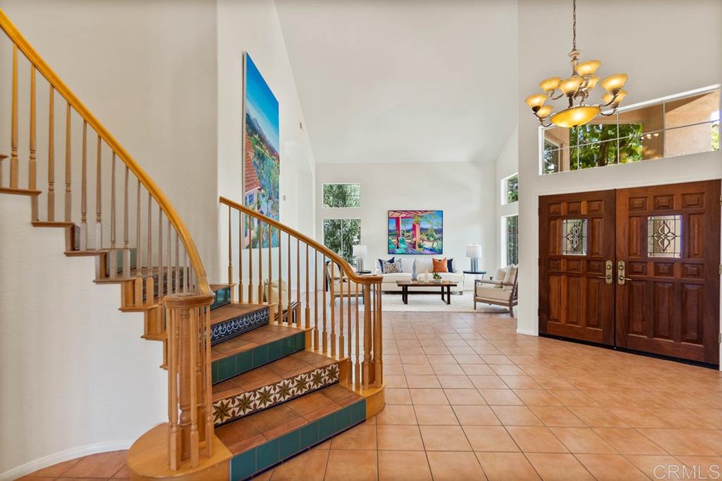 2048 Ridgecrest Place Escondido, CA 92029 - Photo 3 of 25 Gallery Image 3