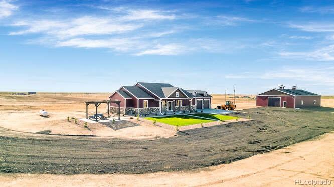 6810 North Manila Road Bennett, CO 80102 - Photo 3 of 40 Gallery Image 3