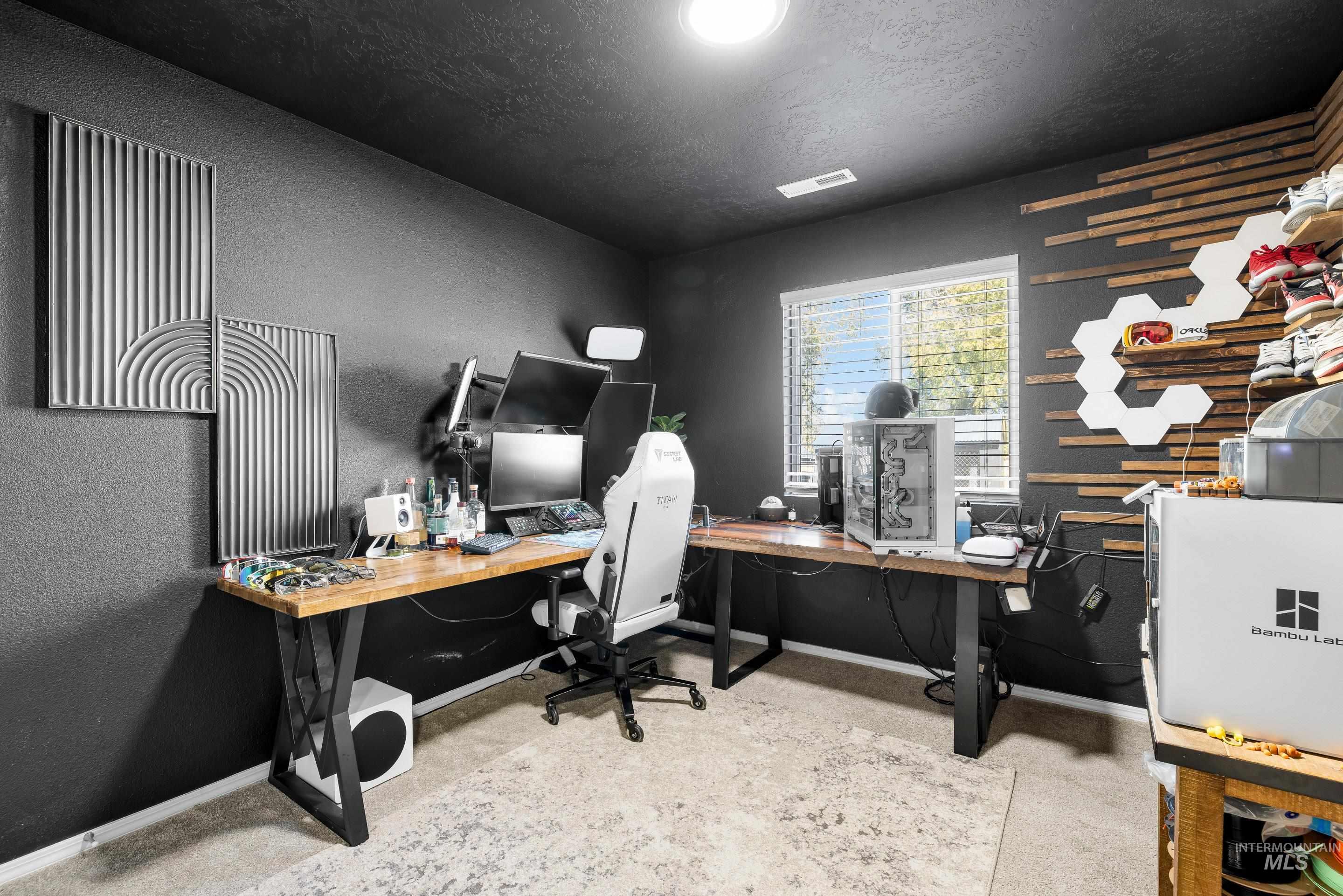 20202 Jennings Way Caldwell, ID 83605 - Photo 26 of 30 Office space featuring a textured wall and a textured ceiling