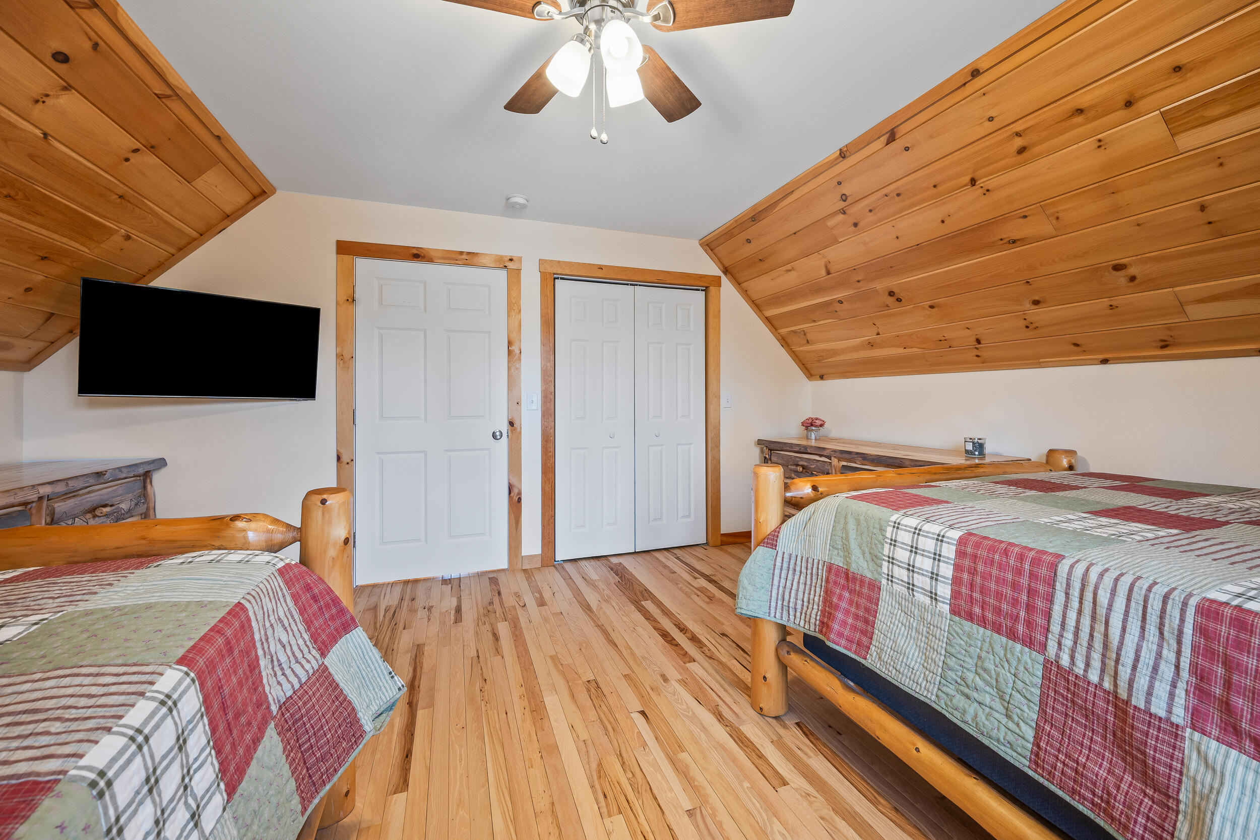 183 Camp Waya Awi Road Dallas Plt, ME 04970 - Photo 20 of 43 2nd Floor Bedroom 1
