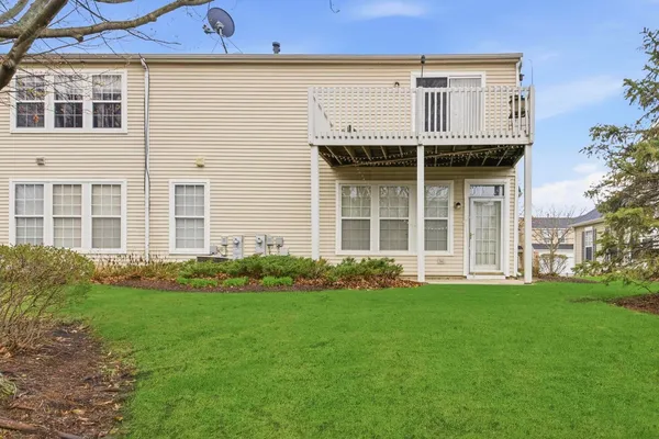 $279,900 | 1426 Westhampton Drive, Unit 1426, Plainfield, IL 60586