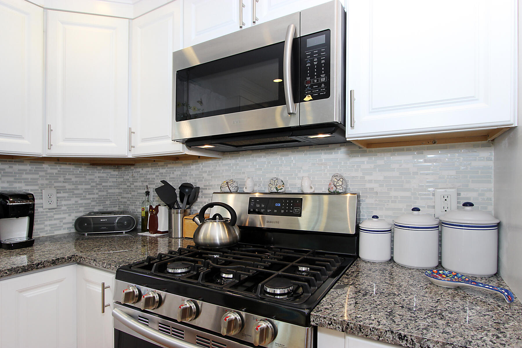 5 Meredith Road Forestdale, MA 02644 - Photo 4 of 32 IMG_5442F