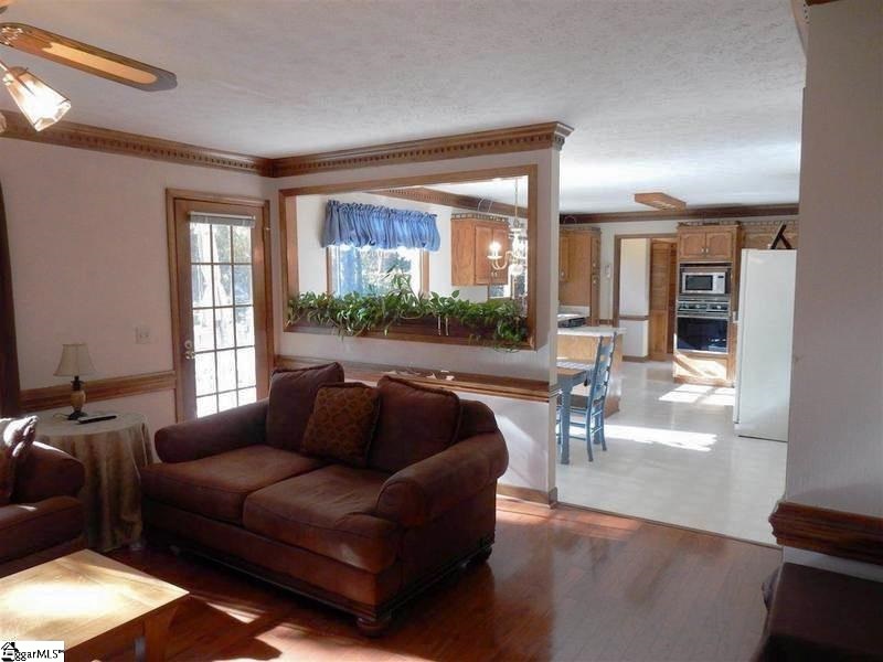 202 West Hackney Road Greer, SC 29650 - Photo 18 of 35 Gallery Image 18
