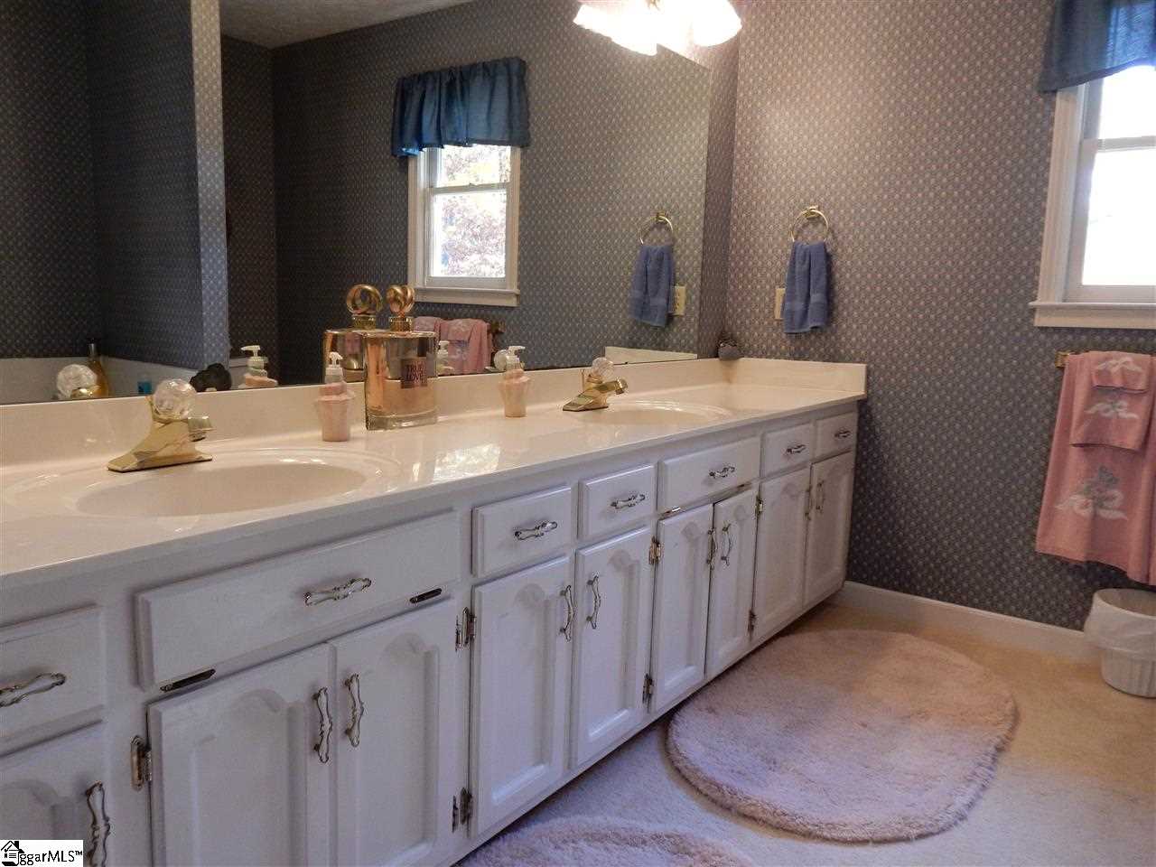202 West Hackney Road Greer, SC 29650 - Photo 20 of 35 Gallery Image 20