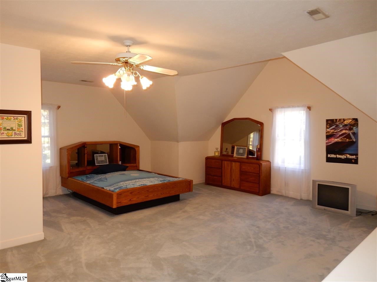 202 West Hackney Road Greer, SC 29650 - Photo 8 of 35 Gallery Image 8