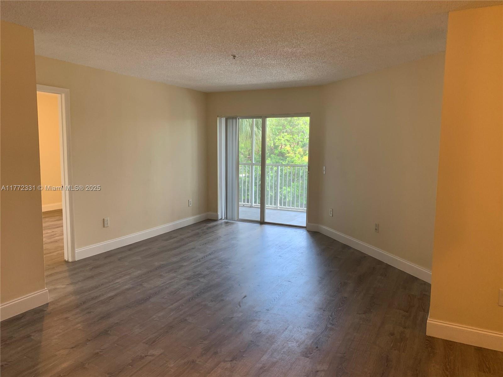 470 South Park Road, Unit 7307 Hollywood, FL 33021 - Photo 3 of 20 Gallery Image 3