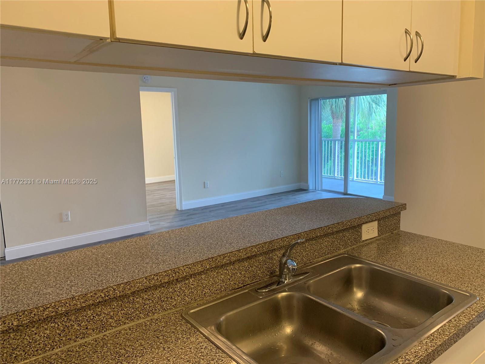 470 South Park Road, Unit 7307 Hollywood, FL 33021 - Photo 6 of 20 Gallery Image 6