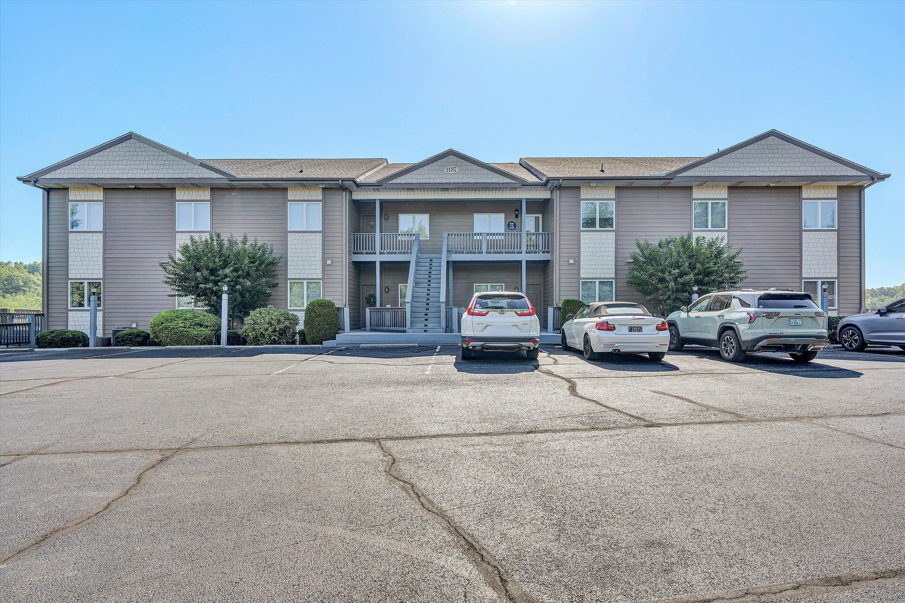 1137 Mariners Way, Unit 44 Huddleston, VA 24104 - Photo 45 of 50 04-DSC08875