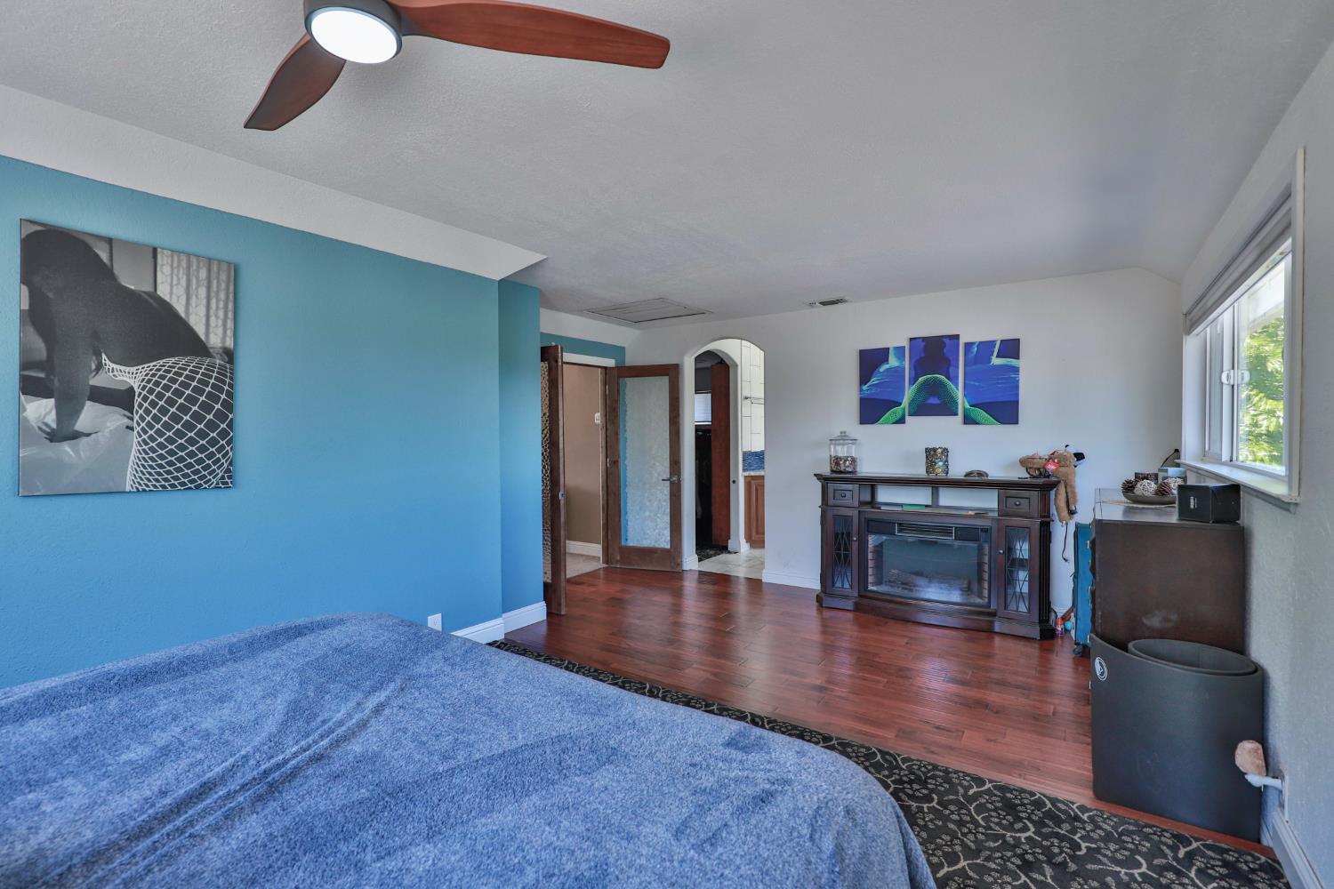 3081 Little Spur Road Somerset, CA 95684 - Photo 29 of 83 Master bedroom sitting area