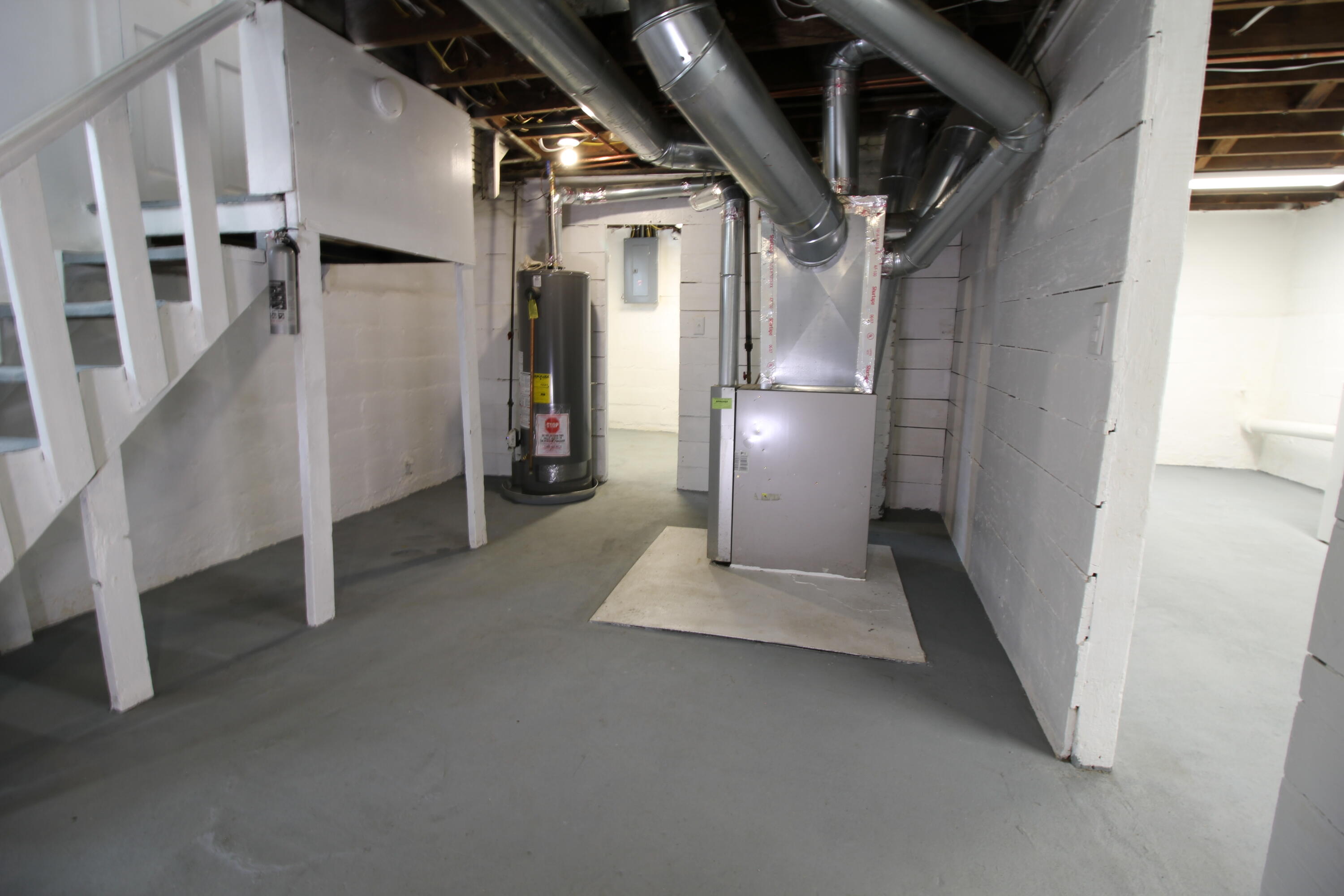 816 Stuart Avenue Kalamazoo, MI 49007 - Photo 24 of 26 IMG_7792