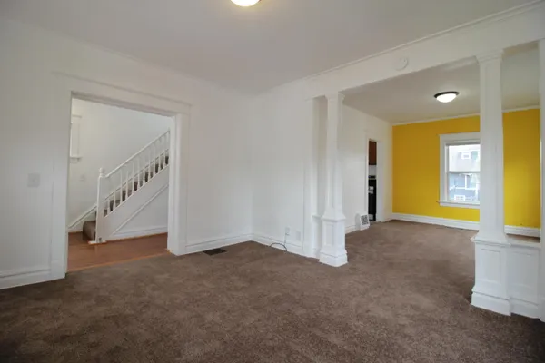 $139,900 | 816 Stuart Avenue, Kalamazoo, MI 49007