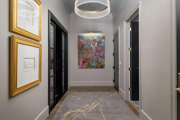 a view of entryway with a front door