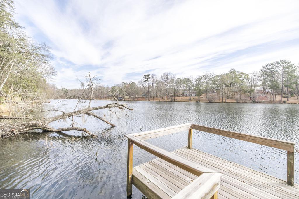 925 West Tanglewood Drive Dublin, GA 31021 - Photo 38 of 43 a view of lake