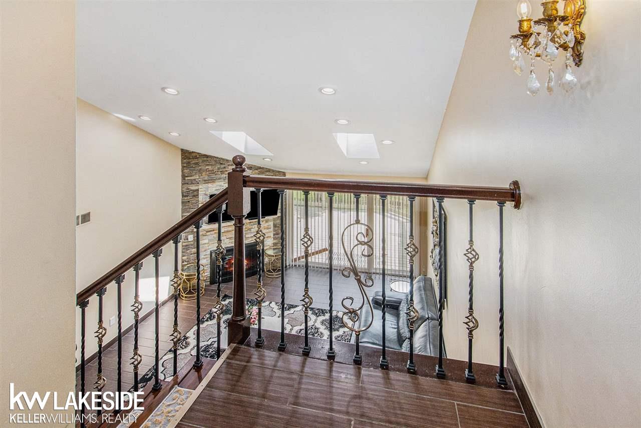 5686 Victory Circle Sterling Heights, MI 48310 - Photo 16 of 26 50050660-15.JPG