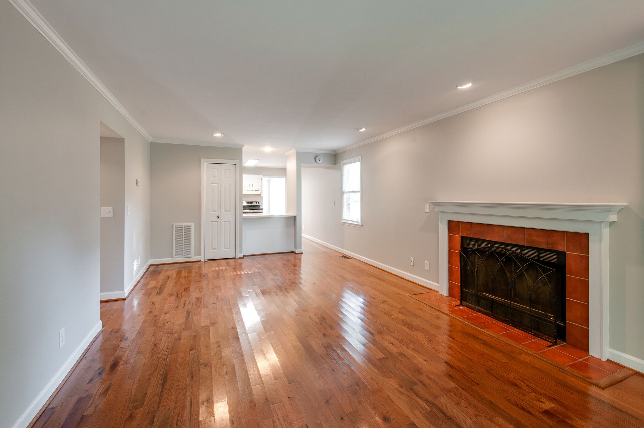 153 Davidson Road Nashville, TN 37205 - Photo 2 of 16