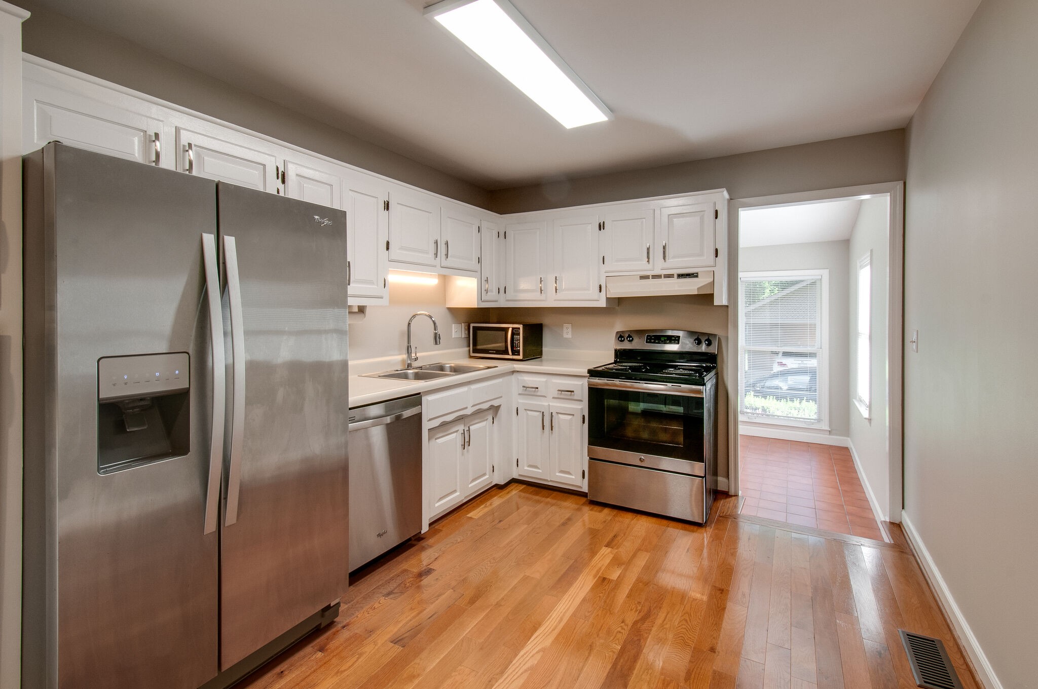 153 Davidson Road Nashville, TN 37205 - Photo 4 of 16