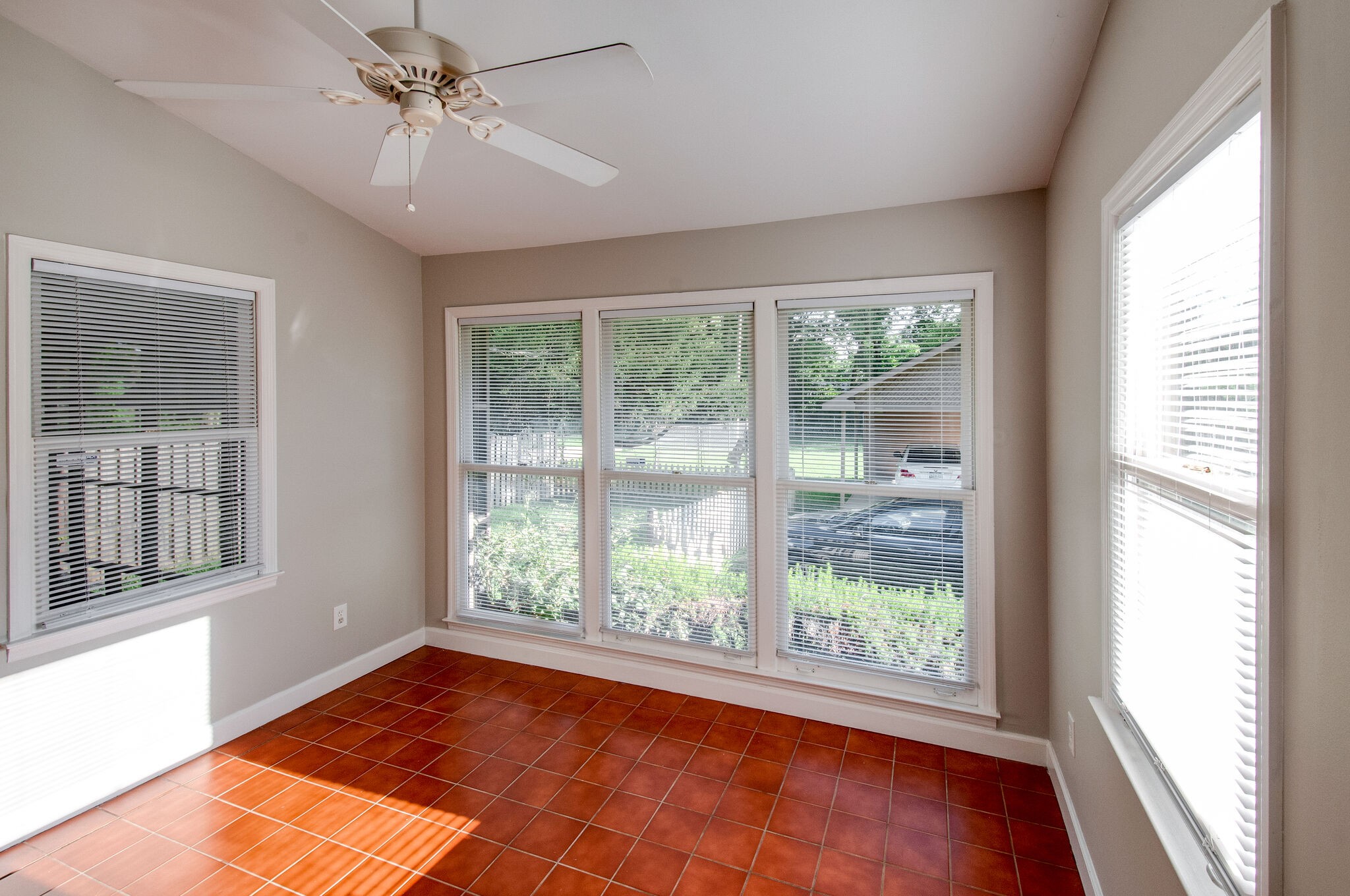 153 Davidson Road Nashville, TN 37205 - Photo 6 of 16