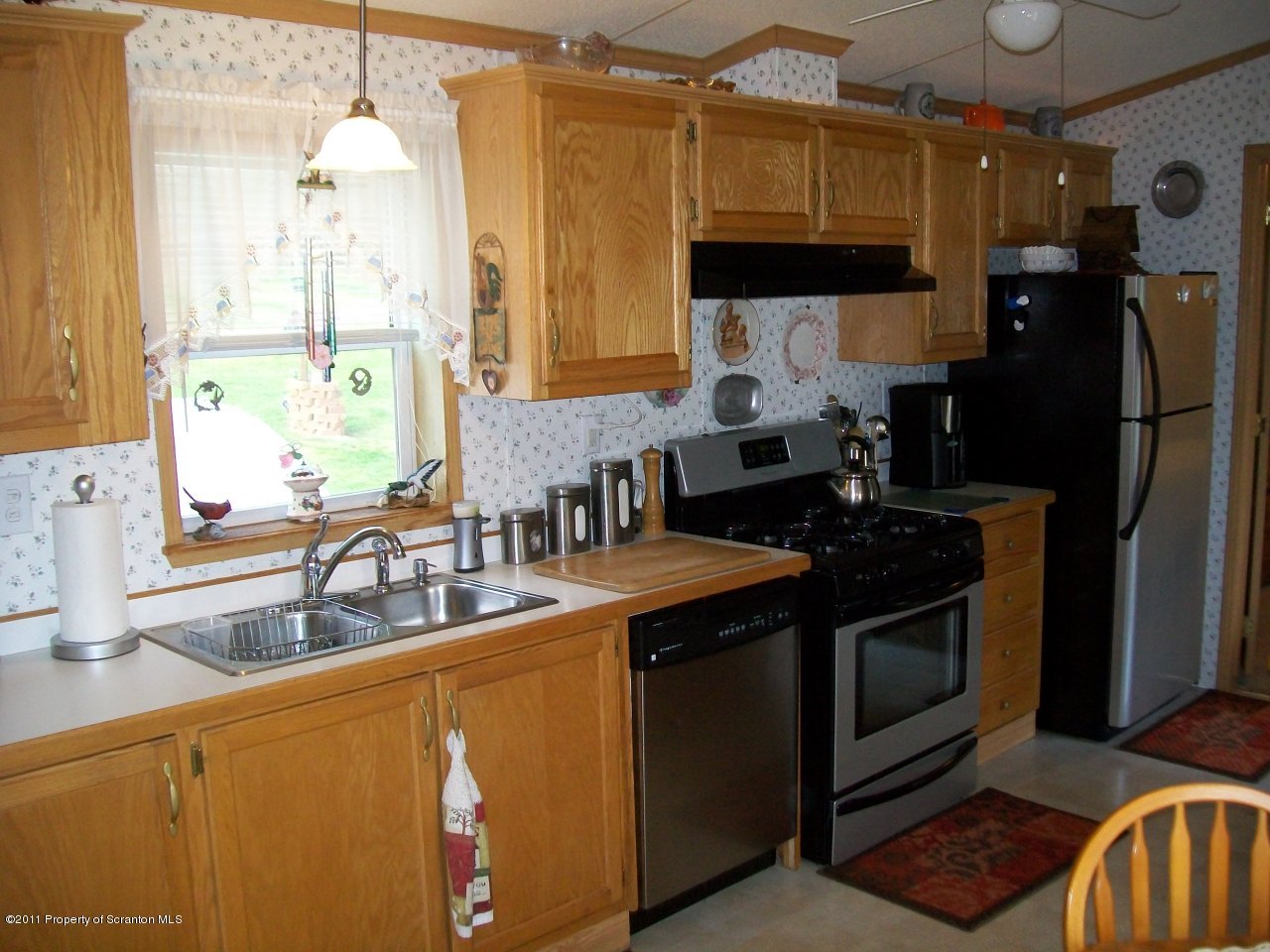 29 Robbs Road Damascus, PA 18415 - Photo 6 of 15 MODERN KITCHEN