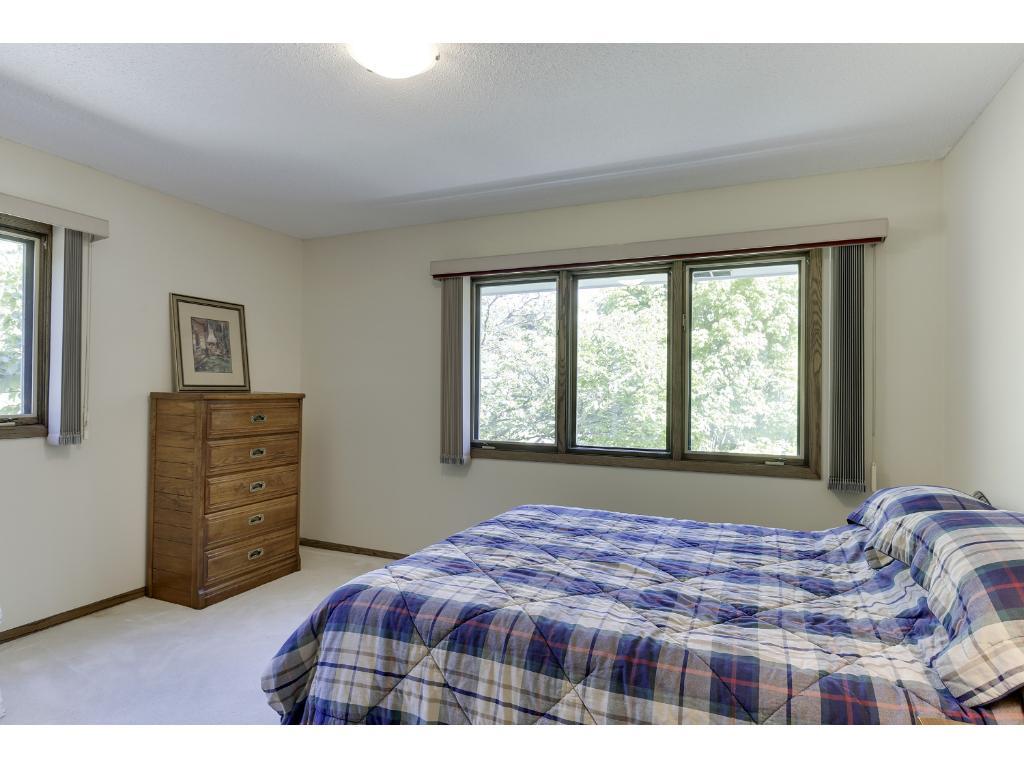 6001 Dewey Hill Road Edina, MN 55439 - Photo 14 of 21